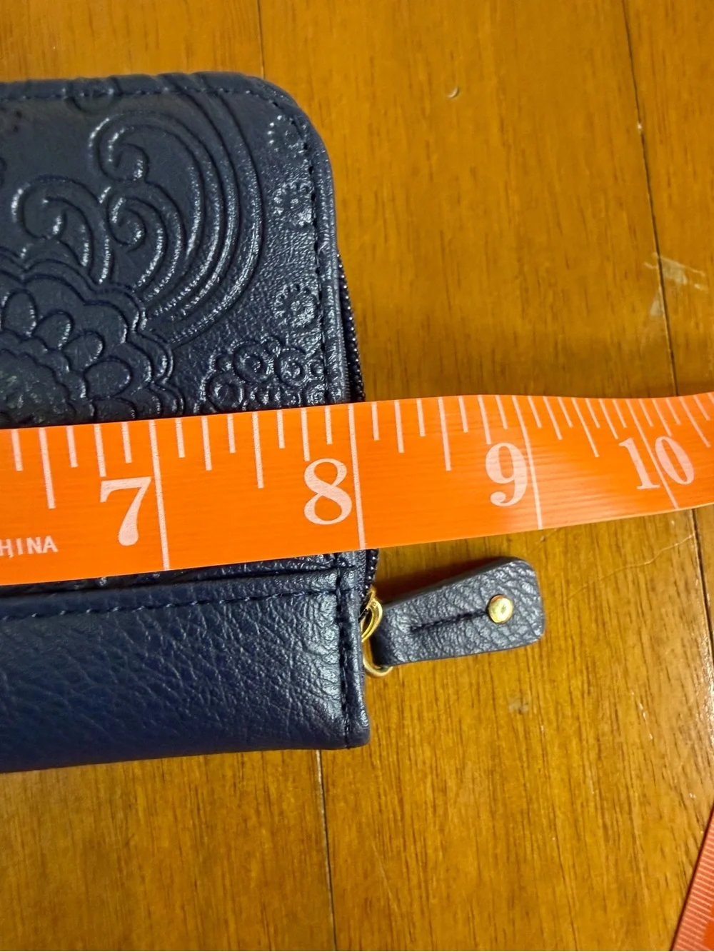 Stone Mountain Navy Blue Bonded Leather Floral Wristlet Wallet NWT